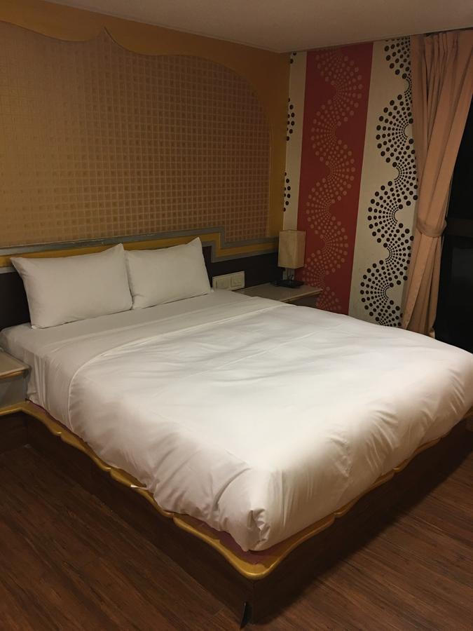 Jing Dian Business Hotel Taoyuan Exterior photo